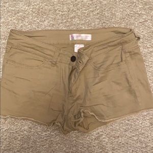 Tan size 11 lightweight shorts